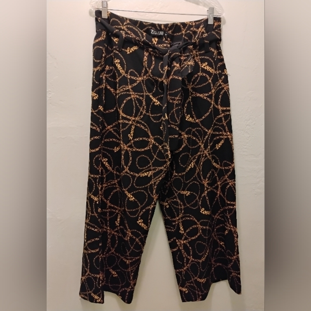 7th Avenue Design Studio Black and Gold Patterned Women's Pants
